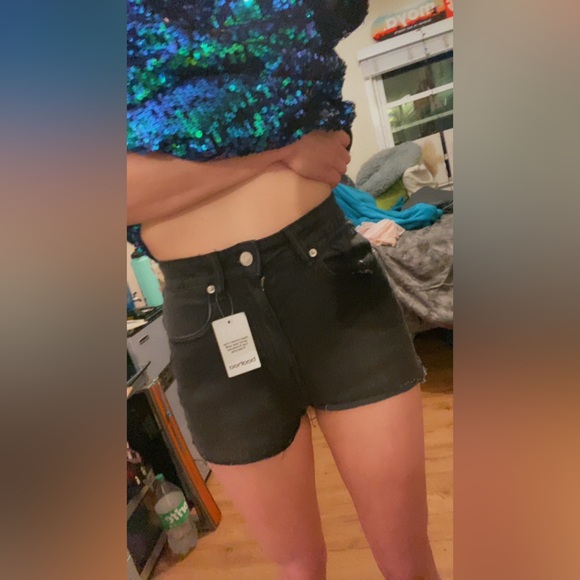 Boohoo Black Jean Shorts for Women - Picture 11 of 16